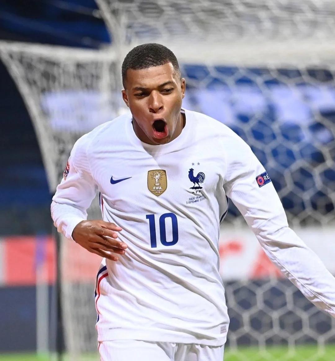 [NBA]活塞13连胜遭绿军终结