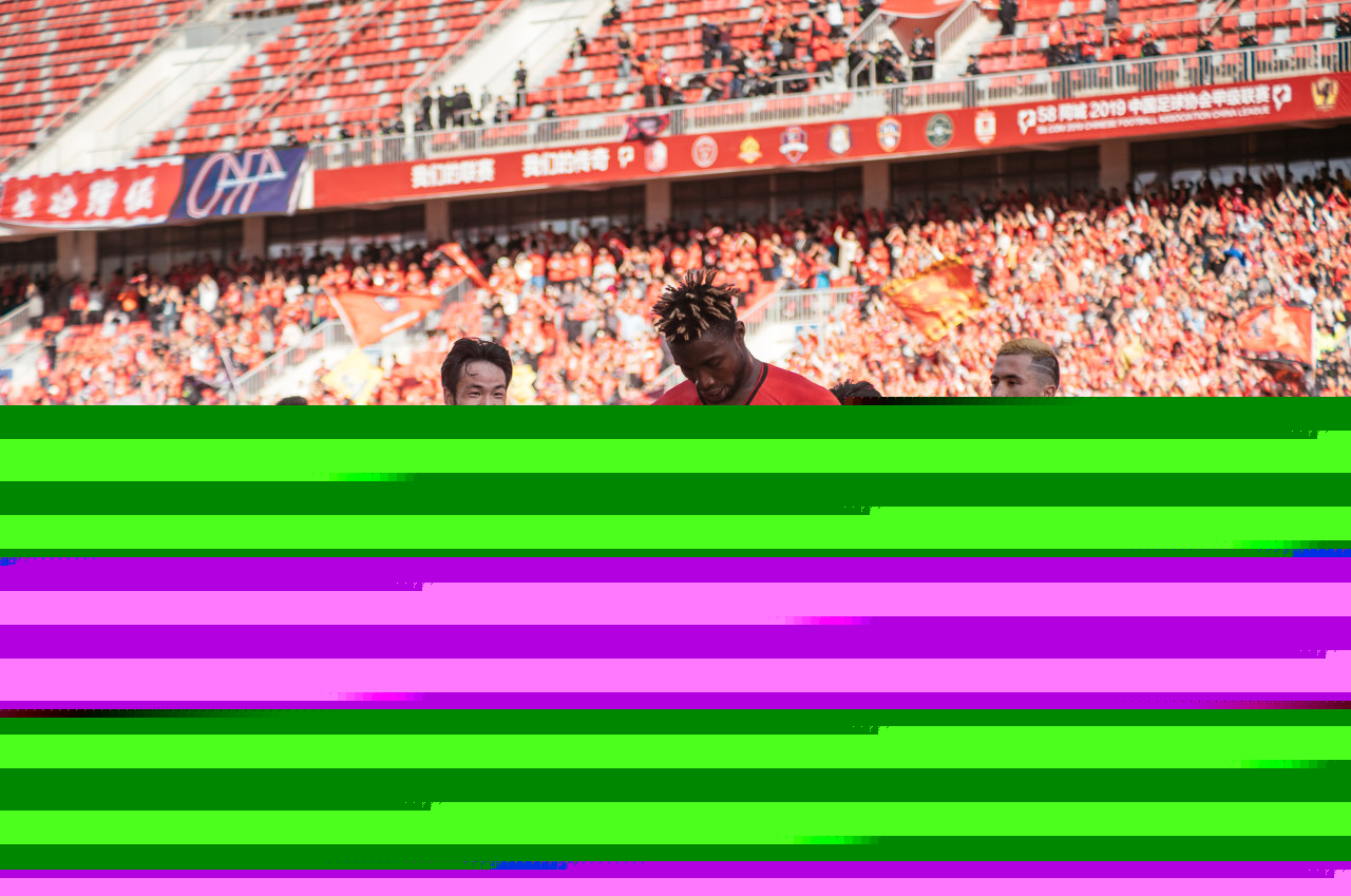 数据平平却亮点足 杨瀚森首秀显潜力 在NBA未来可期