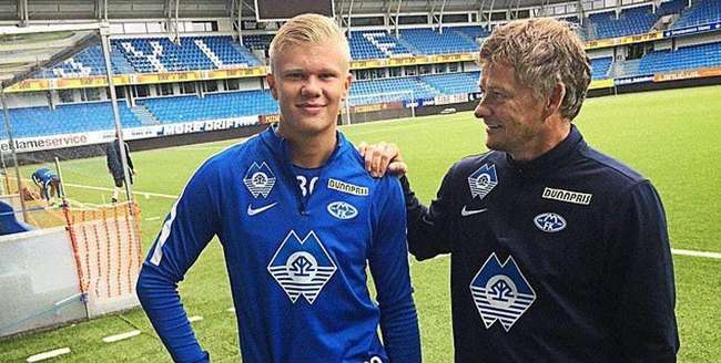 纸片人射击卡拉彼丘迎来首个周年，清凉夏日海量福利不玩不行