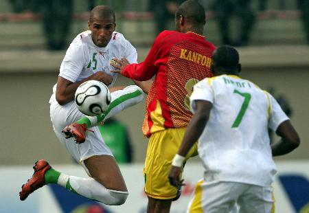 库里31+5巴特勒30分 勇士不敌老鹰